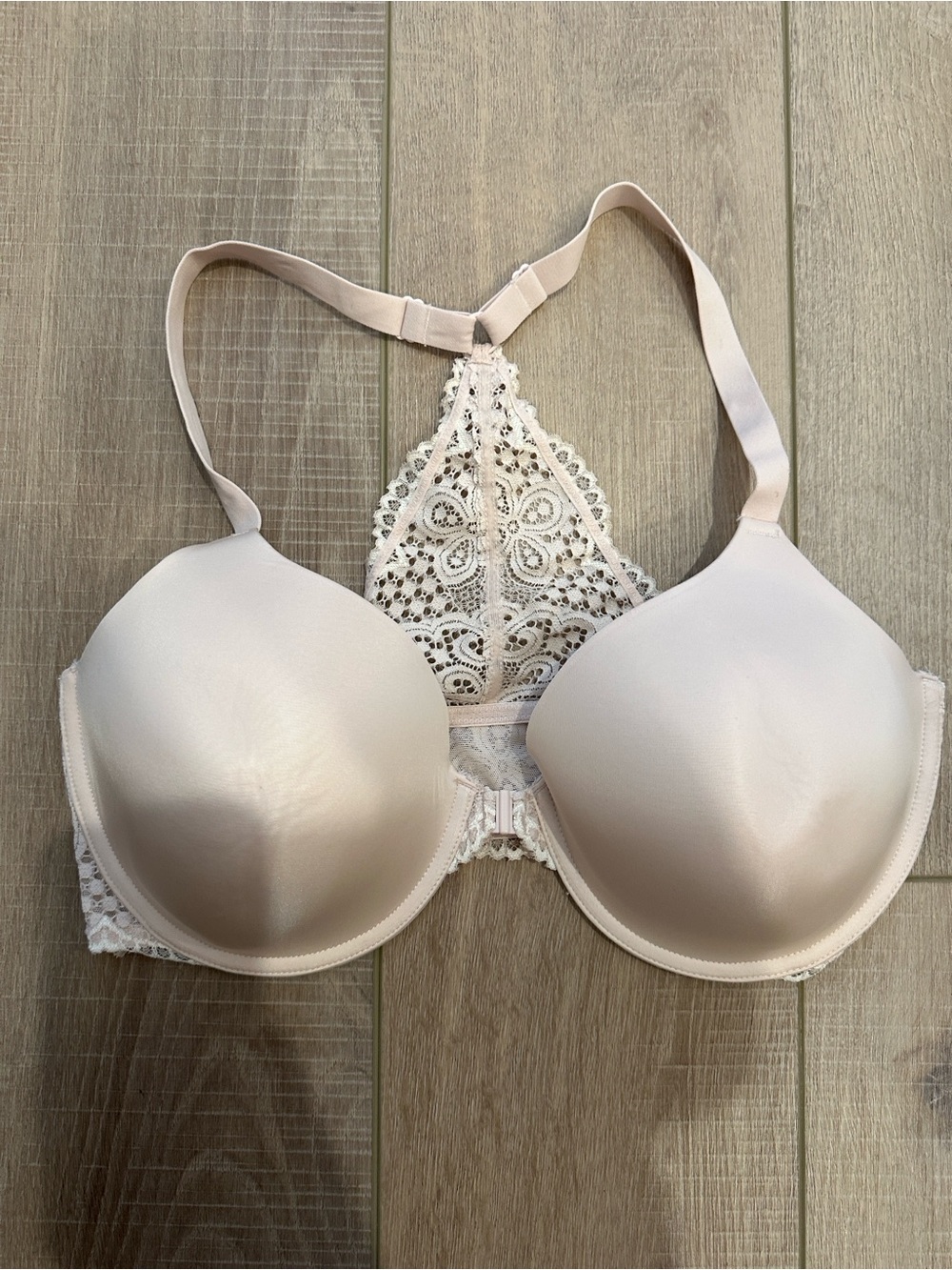 Maidenform Light Blush Lace Racerback T-Shirt Bra